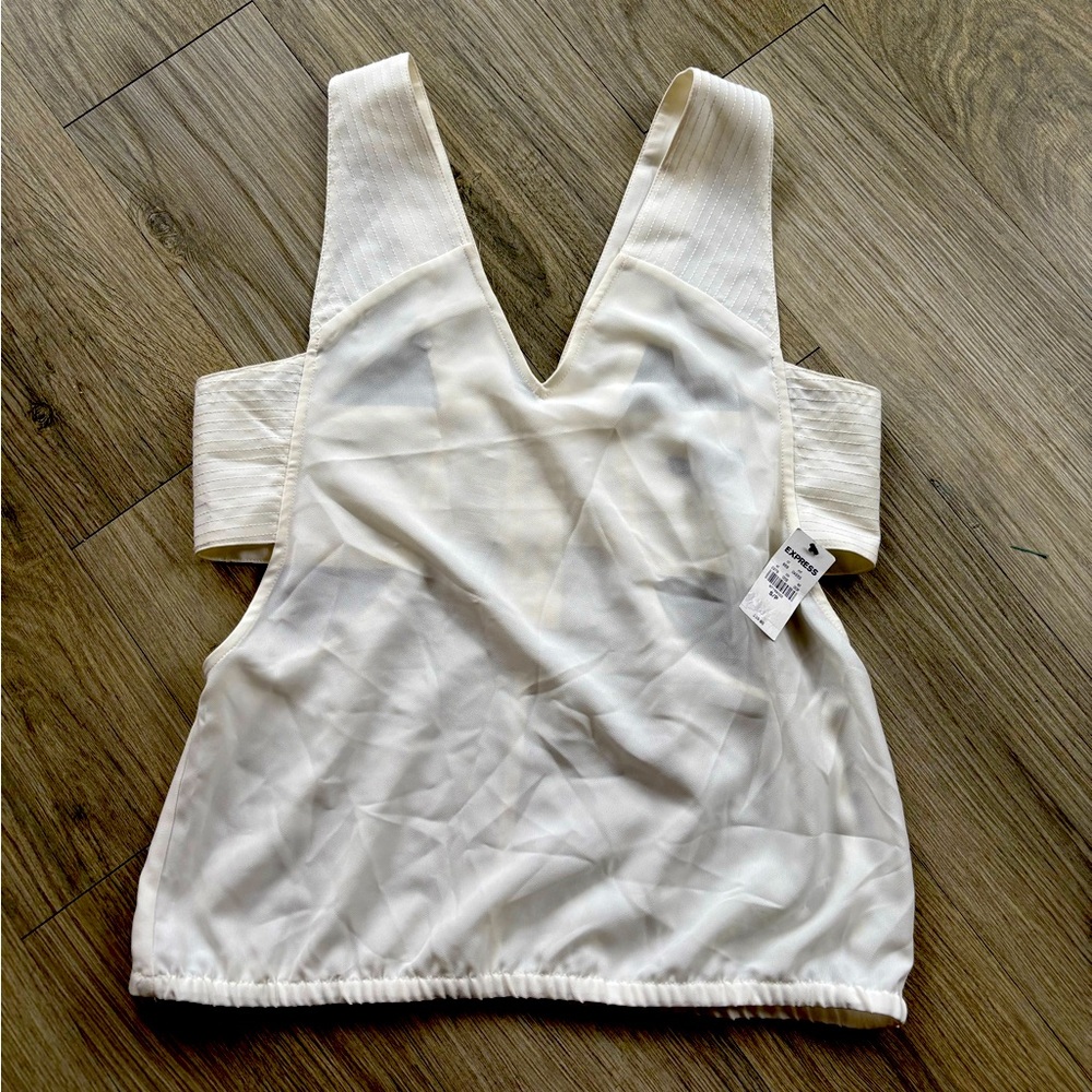 NWT Express Side Strap Tank